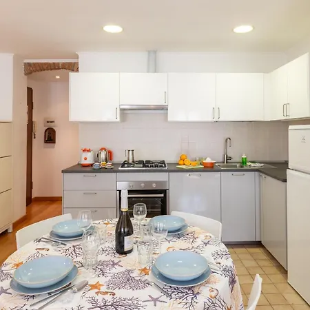 Apartman Guesthost - Bright Ariston X6! San Remo